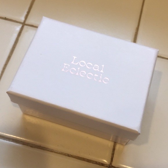 Local Eclectic empty gift box - Picture 3 of 8